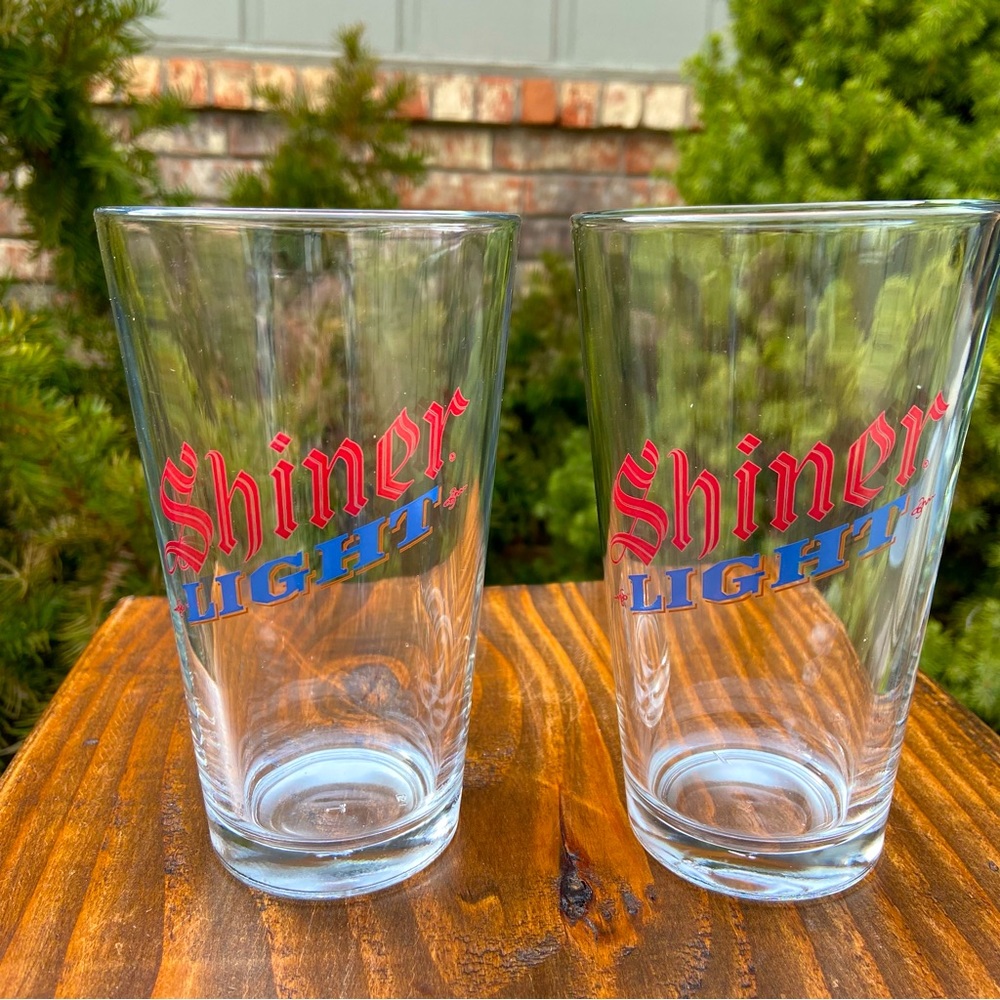 Like New - x 2 Rare Texas Shiner Light Beer Pint Glass